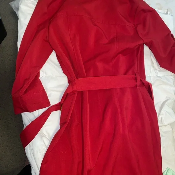 Red belted dress - Picture 2 of 3